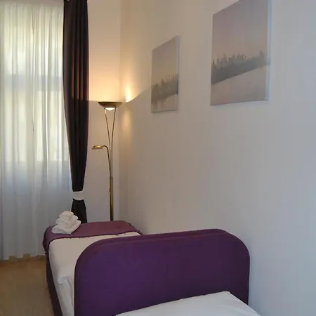 A&a Apartment